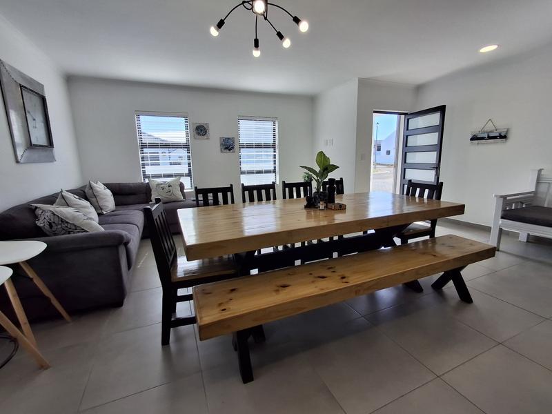 4 Bedroom Property for Sale in Sandy Point Western Cape